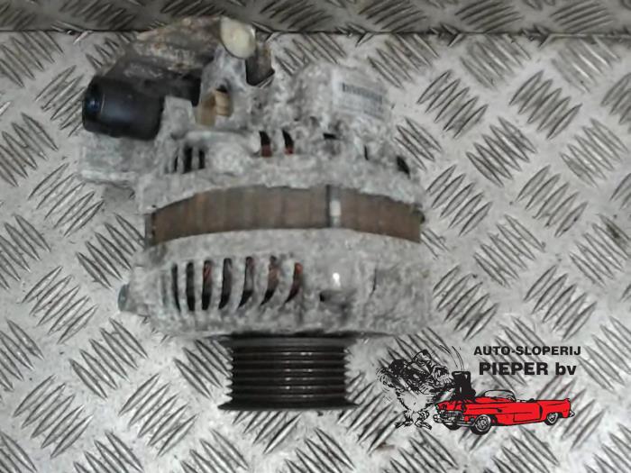 Gebruikte Dynamo Honda Civic (FK/FN) 1.8i VTEC 16V Prijs € 36,75 Margeregeling aangeboden door Autosloperij Pieper BV