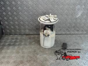 Gebruikte Benzinepomp Alfa Romeo 147 (937) 2.0 Twin Spark 16V Prijs € 52,50 Margeregeling aangeboden door Autosloperij Pieper BV