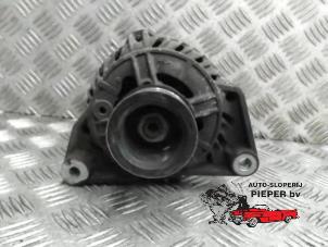 Gebruikte Dynamo BMW 3 serie (E36/4) 318i Prijs € 42,00 Margeregeling aangeboden door Autosloperij Pieper BV