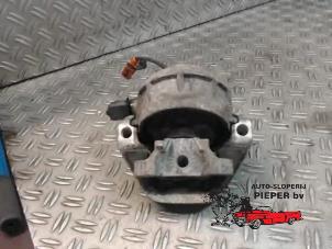 Gebruikte Motorsteun Audi A6 (C7) 2.0 TDI 16V Prijs € 52,50 Margeregeling aangeboden door Autosloperij Pieper BV