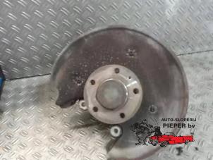 Gebruikte Fusee rechts-achter Audi A6 (C7) 2.0 TDI 16V Prijs € 78,75 Margeregeling aangeboden door Autosloperij Pieper BV