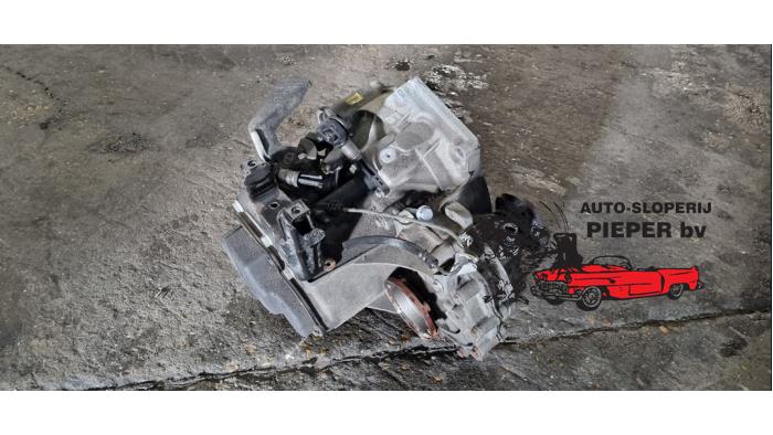 Gebruikte Versnellingsbak Volkswagen Polo IV (9N1/2/3) 1.9 TDI 100 Prijs € 262,50 Margeregeling aangeboden door Autosloperij Pieper BV