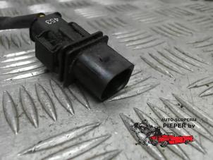 Lambda Sonde van een Volkswagen Polo IV (9N1/2/3) 1.9 TDI 100 2009