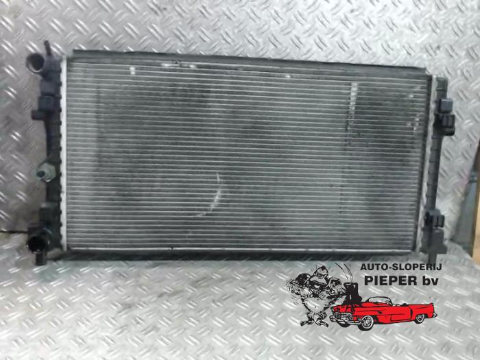 Gebruikte Radiateur Audi A1 (8X1/8XK) 1.2 TFSI Prijs € 42,00 Margeregeling aangeboden door Autosloperij Pieper BV
