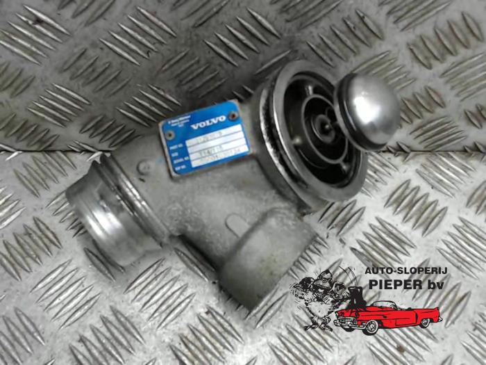 Gebruikte Overdrukklep Turbo Volvo V40 (MV) 2.0 D4 16V Prijs € 42,00 Margeregeling aangeboden door Autosloperij Pieper BV