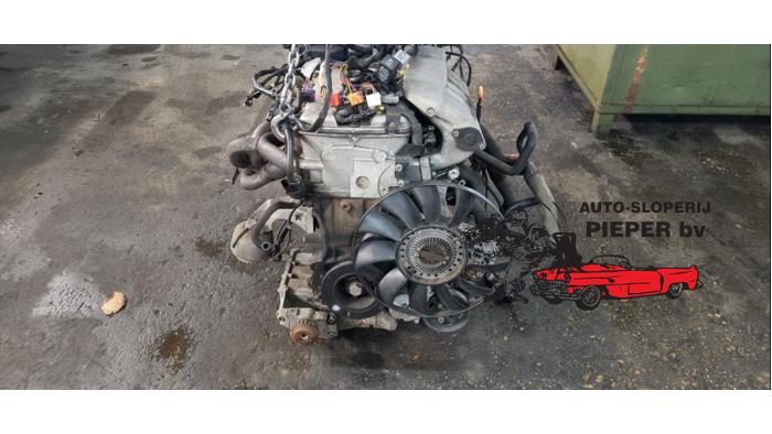 Gebruikte Motor Volkswagen Passat (3B3) 2.3 V5 20V Prijs € 525,00 Margeregeling aangeboden door Autosloperij Pieper BV
