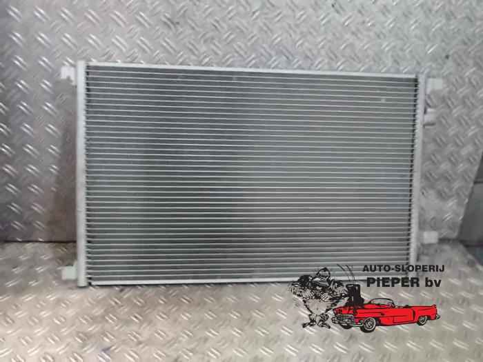 Gebruikte Airco Condensor Renault Grand Scénic II (JM) 2.0 16V Prijs € 36,75 Margeregeling aangeboden door Autosloperij Pieper BV