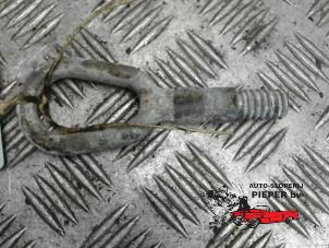 Gebruikte Sleepoog voor BMW Mini One/Cooper (R50) 1.6 16V Cooper Prijs op aanvraag aangeboden door Autosloperij Pieper BV