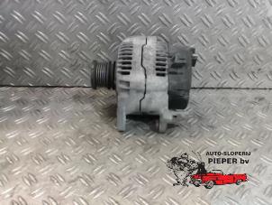 Gebruikte Dynamo Volkswagen Caddy II (9K9A) 1.9 TDI Prijs € 36,75 Margeregeling aangeboden door Autosloperij Pieper BV