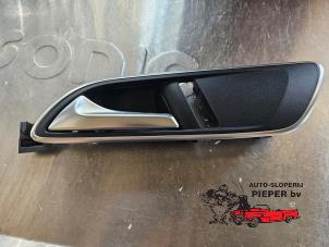 Gebruikte Deurgreep 4Deurs links-voor Mercedes A (W176) 1.6 A-180 16V Prijs € 31,50 Margeregeling aangeboden door Autosloperij Pieper BV