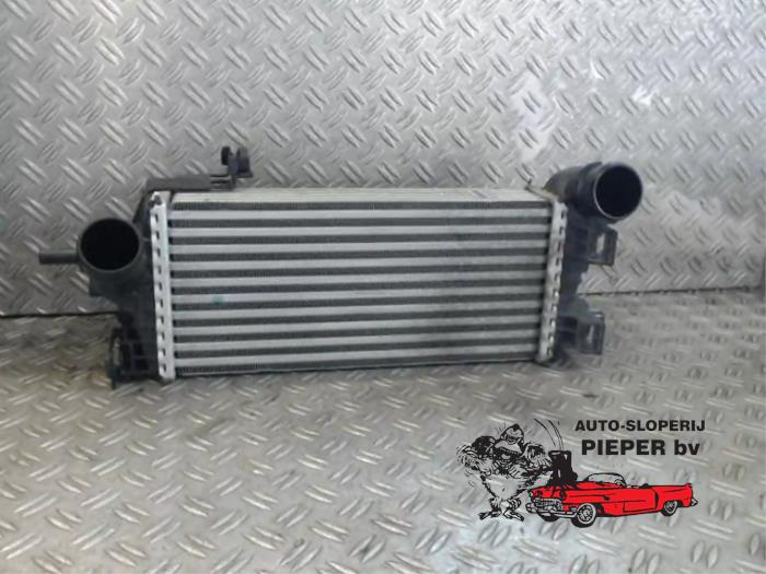 Gebruikte Intercooler Ford Focus 3 1.0 Ti-VCT EcoBoost 12V 100 Prijs € 42,00 Margeregeling aangeboden door Autosloperij Pieper BV