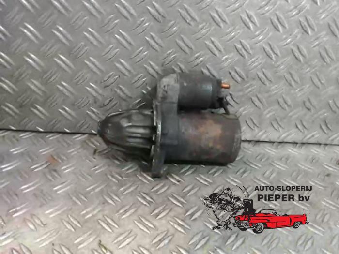 Gebruikte Startmotor Mitsubishi Colt (Z2/Z3) 1.3 16V Prijs € 36,75 Margeregeling aangeboden door Autosloperij Pieper BV