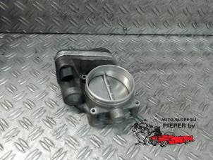 Gebruikte Gasklephuis BMW 5 serie (E60) 545i 32V Prijs € 78,75 Margeregeling aangeboden door Autosloperij Pieper BV