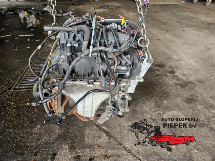 Gebruikte Motor Dacia Sandero I (BS) 1.2 16V Prijs € 367,50 Margeregeling aangeboden door Autosloperij Pieper BV