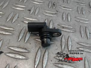 Gebruikte Sensor Nokkenas Mercedes A (W176) 1.6 A-180 16V Prijs € 15,75 Margeregeling aangeboden door Autosloperij Pieper BV