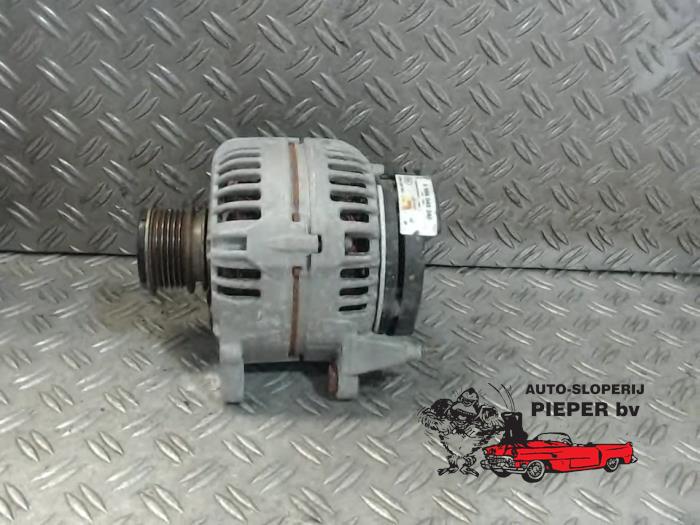 Gebruikte Dynamo Volkswagen Caddy III (2KA,2KH,2CA,2CH) 1.9 TDI Prijs € 52,50 Margeregeling aangeboden door Autosloperij Pieper BV