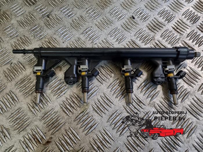 Gebruikte Verstuiver brug Peugeot 207/207+ (WA/WC/WM) 1.4 16V VTi Prijs € 78,75 Margeregeling aangeboden door Autosloperij Pieper BV