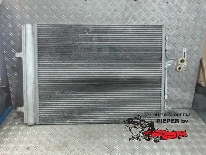 Gebruikte Airco Condensor Volvo V40 (MV) 1.6 D2 Prijs € 42,00 Margeregeling aangeboden door Autosloperij Pieper BV
