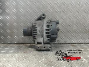 Gebruikte Dynamo Fiat Doblo Cargo (223) 1.3 D 16V Multijet Prijs op aanvraag aangeboden door Autosloperij Pieper BV