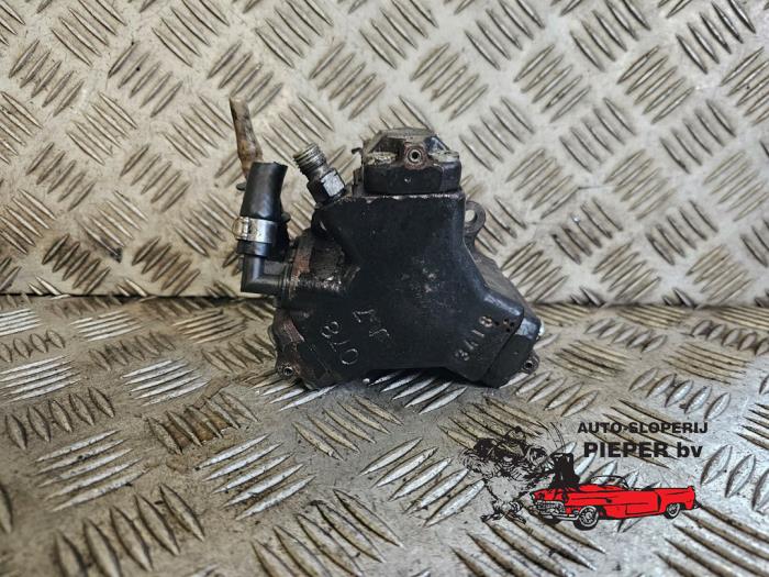 Gebruikte Dieselpomp Fiat Doblo Cargo (223) 1.3 D 16V Multijet Prijs € 157,50 Margeregeling aangeboden door Autosloperij Pieper BV