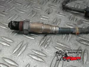 Lambda Sonde van een Volkswagen Transporter T5 2.5 TDi 2008