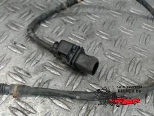 Lambda Sonde van een Volkswagen Transporter T5 2.5 TDi 2008
