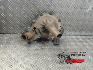 Gebruikte Waterpomp Peugeot Boxer (U9) 2.2 HDi 120 Euro 4 Prijs € 42,00 Margeregeling aangeboden door Autosloperij Pieper BV