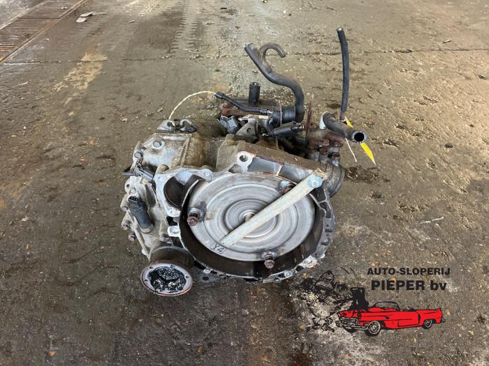 Gebruikte Automaatbak Volkswagen Polo III (6N1) 1.6i 75 Prijs € 367,50 Margeregeling aangeboden door Autosloperij Pieper BV