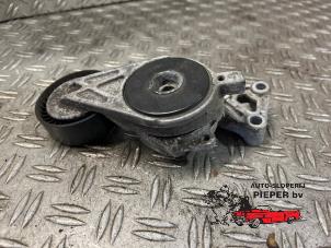Gebruikte Spanrol Multiriem Volkswagen Passat (3C2) 2.0 FSI 16V Prijs € 21,00 Margeregeling aangeboden door Autosloperij Pieper BV