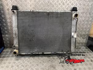 Gebruikte Radiateur Renault Clio III (BR/CR) 1.6 16V Prijs op aanvraag aangeboden door Autosloperij Pieper BV