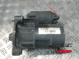 Gebruikte Startmotor Peugeot 307 SW (3H) 1.6 16V Prijs op aanvraag aangeboden door Autosloperij Pieper BV