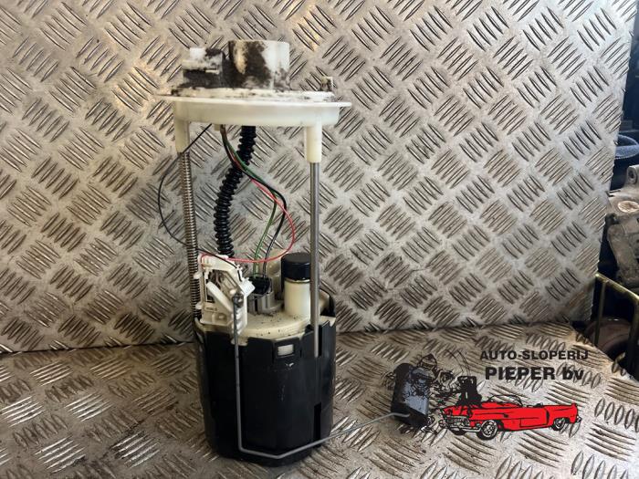 Gebruikte Tank element Pomp Fiat Doblo (223A/119) 1.6 16V Prijs € 42,00 Margeregeling aangeboden door Autosloperij Pieper BV
