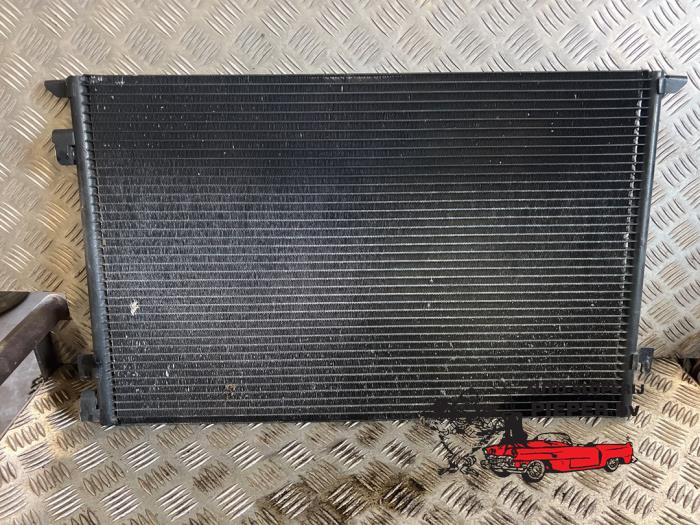 Gebruikte Airco Condensor Opel Vectra C Caravan 1.9 CDTI 16V Prijs € 42,00 Margeregeling aangeboden door Autosloperij Pieper BV