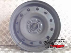 Gebruikte Velg Opel Agila (B) 1.0 12V Prijs € 21,00 Margeregeling aangeboden door Autosloperij Pieper BV