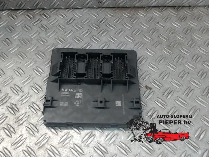 Computer Body Control Volkswagen Passat Variant (365), 2010 / 2015 1.8 TSI 16V, Combi/o, Benzine, 1.798cc, 118kW (160pk), FWD, CDAA, 2010-08 / 2014-12 (Gebruikt)