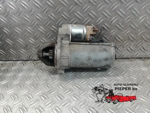 Gebruikte Startmotor Mercedes Vito (638.1/2) 2.2 CDI 110 16V Prijs € 52,50 Margeregeling aangeboden door Autosloperij Pieper BV