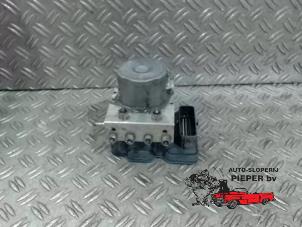 Gebruikte ABS Pomp Ford Transit Custom 2.2 TDCi 16V Prijs € 131,25 Margeregeling aangeboden door Autosloperij Pieper BV