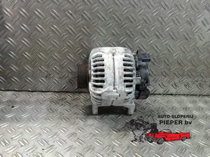 Gebruikte Dynamo Audi A4 Cabriolet (B6) 3.0 V6 30V Prijs € 78,75 Margeregeling aangeboden door Autosloperij Pieper BV