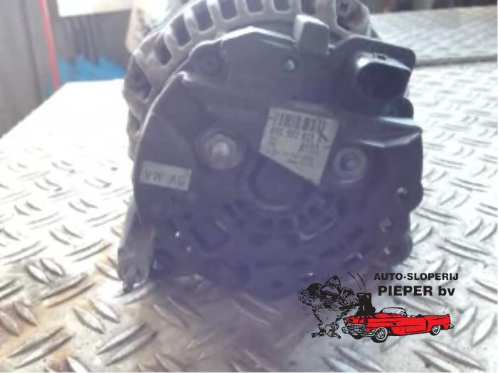 Gebruikte Dynamo Volkswagen Polo IV (9N1/2/3) 1.4 TDI 80 Prijs € 47,25 Margeregeling aangeboden door Autosloperij Pieper BV