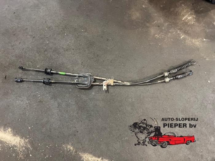 Gebruikte Schakelkabel Versnellingsbak Toyota Aygo (B10) 1.0 12V VVT-i Prijs € 52,50 Margeregeling aangeboden door Autosloperij Pieper BV