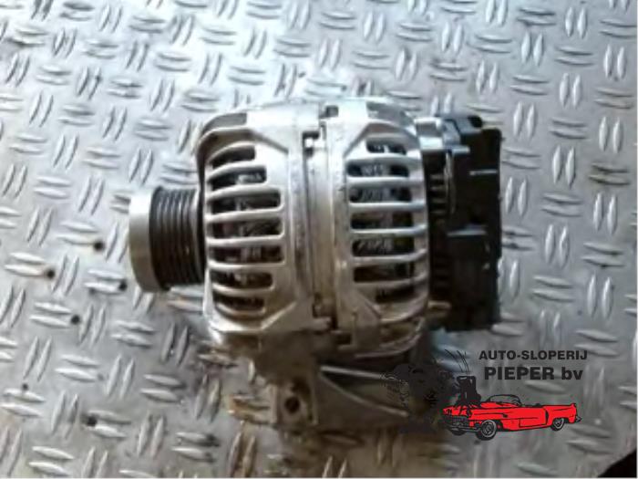 Gebruikte Dynamo Volvo V70 (GW/LW/LZ) 2.5 10V Prijs € 52,50 Margeregeling aangeboden door Autosloperij Pieper BV