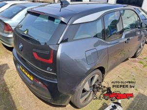 Gebruikte Hybride accu BMW i3 (I01) i3s Prijs € 4.987,50 Margeregeling aangeboden door Autosloperij Pieper BV