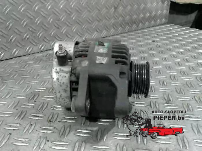 Gebruikte Dynamo Nissan Micra (K11) 1.3 LX,SLX 16V Prijs € 36,75 Margeregeling aangeboden door Autosloperij Pieper BV