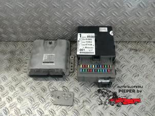 Gebruikte Computer Motormanagement Renault Espace (JK) 3.5 V6 24V Phase II Prijs € 210,00 Margeregeling aangeboden door Autosloperij Pieper BV