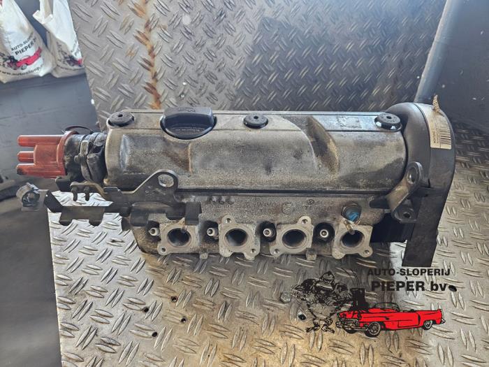 Gebruikte Cilinderkop Volkswagen Polo III (6N1) 1.3i 55 Prijs € 105,00 Margeregeling aangeboden door Autosloperij Pieper BV