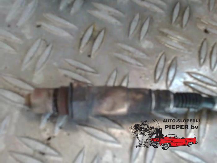 Lambda Sonde van een Opel Omega B Caravan (21/22/23) 3.2 V6 24V 2002