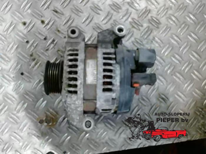Gebruikte Dynamo Chrysler Voyager/Grand Voyager (RG/RS) 2.4i 16V Prijs € 78,75 Margeregeling aangeboden door Autosloperij Pieper BV