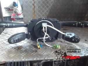 Gebruikte Combischakelaar Stuurkolom Citroen Xsara Picasso (CH) 1.8 16V Prijs € 131,25 Margeregeling aangeboden door Autosloperij Pieper BV