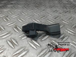 Gebruikte Krukas sensor Volkswagen Polo V (6R) 1.2 TDI 12V BlueMotion Prijs op aanvraag aangeboden door Autosloperij Pieper BV