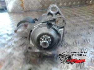 Gebruikte Startmotor Volkswagen Golf III Cabrio Restyling (1E7) 1.8 Kat. Prijs € 36,75 Margeregeling aangeboden door Autosloperij Pieper BV